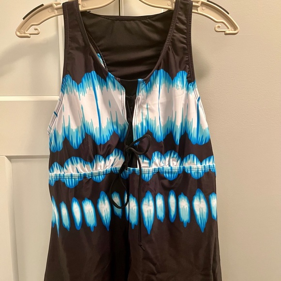 Ladies at leisure bathing suit set - Picture 5 of 5